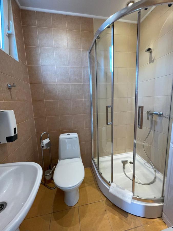 Apartments With Kitchen And Garden كييف المظهر الخارجي الصورة